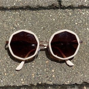 Light pink octagon sunglasses
